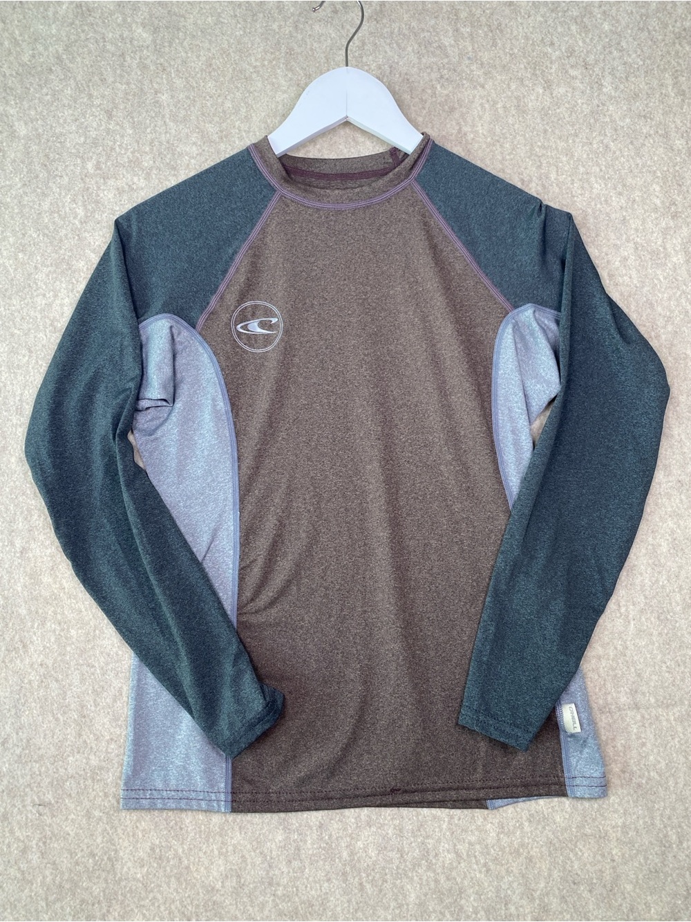 O’neil Long Sleeve Rash Guard | Brown, Light Gray & Charcoal | Size L